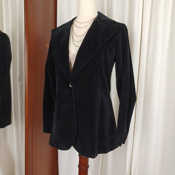 Vintage 70s Black Velvet Blazer, Wide Lapels, Small - Picture 2 of 7